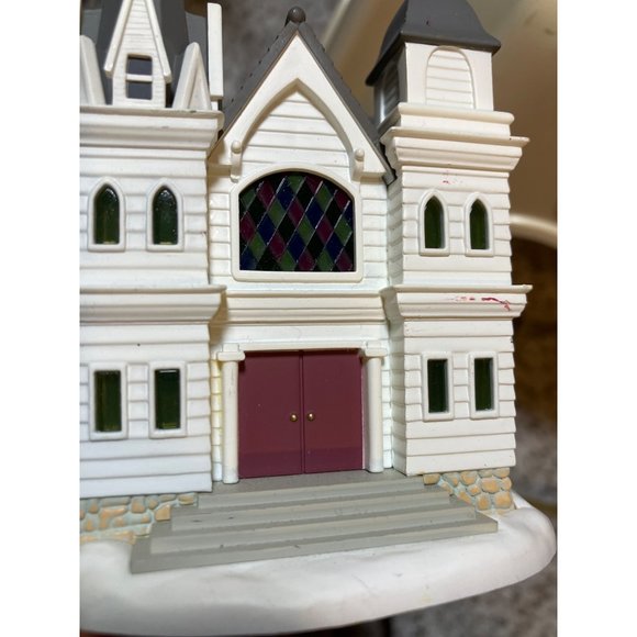 2002 Hallmark Ornament COUNTRY CHURCH Candlelight Services #5 - Picture 9 of 9